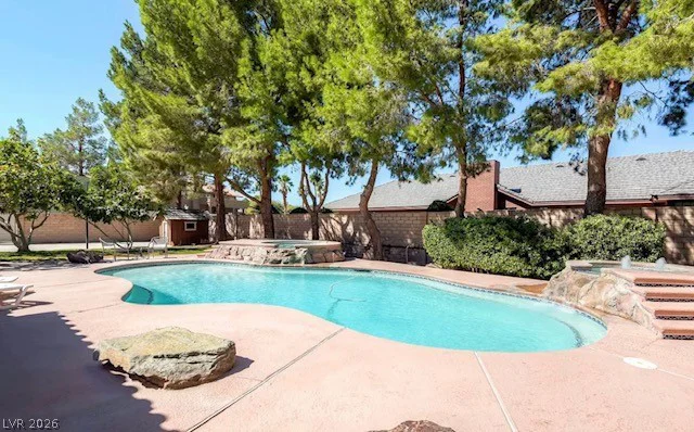 7664 Angel Crest, Las Vegas, NV 89117