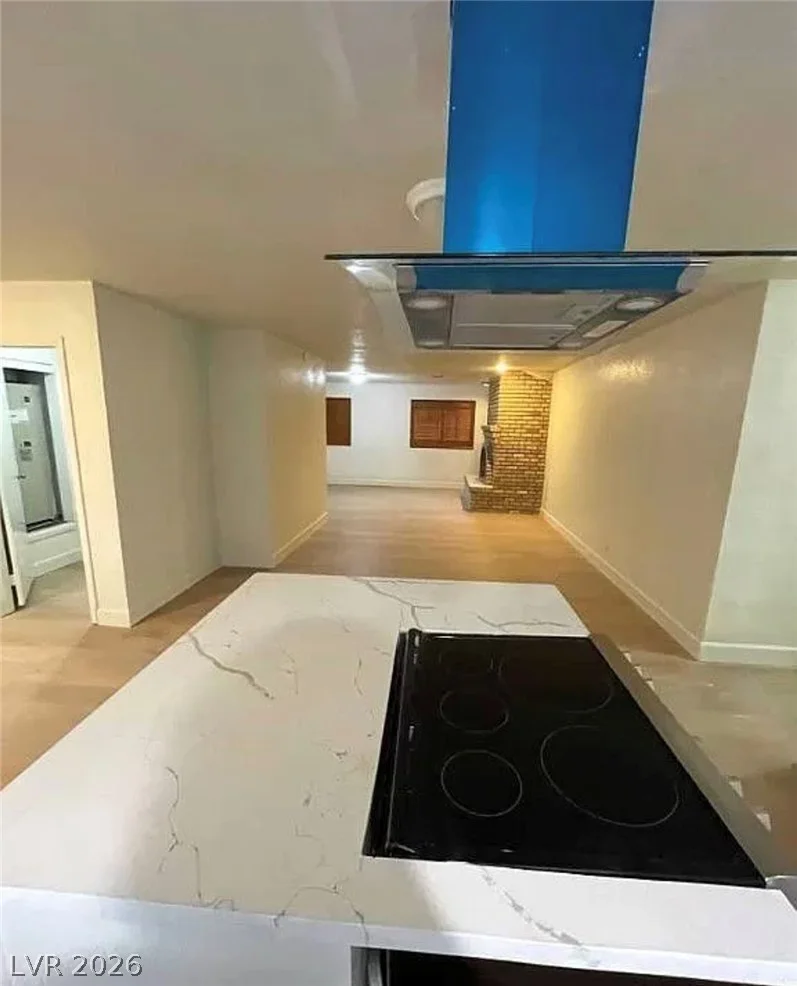 7664 Angel Crest, Las Vegas, NV 89117