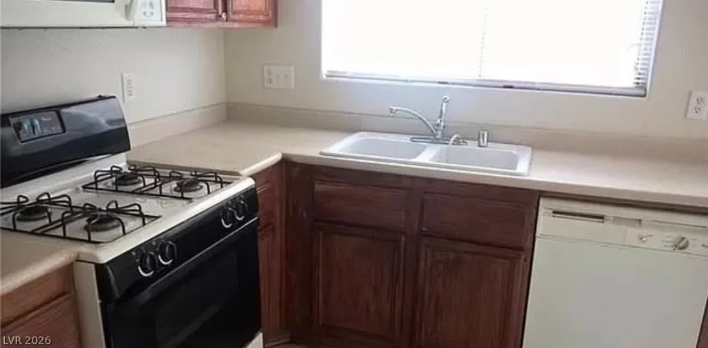 8970 Flying Frog, Las Vegas, NV 89148