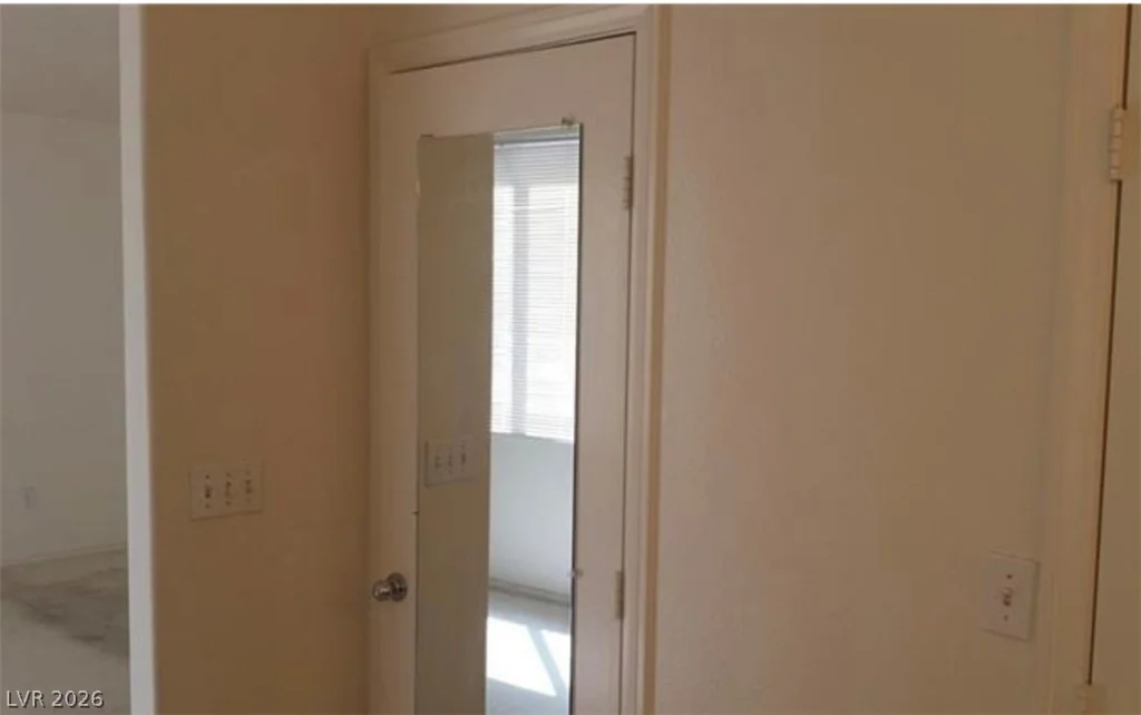 33 Newburg, North Las Vegas, NV 89032