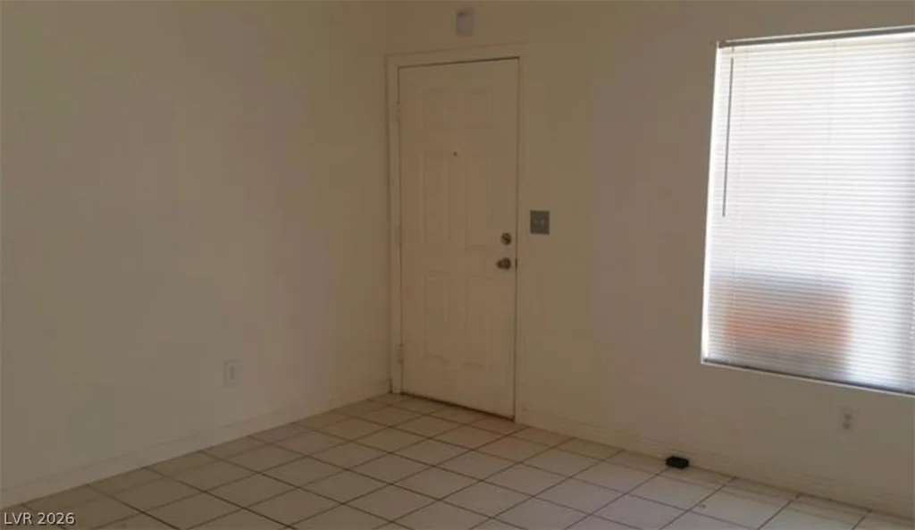 33 Newburg, North Las Vegas, NV 89032
