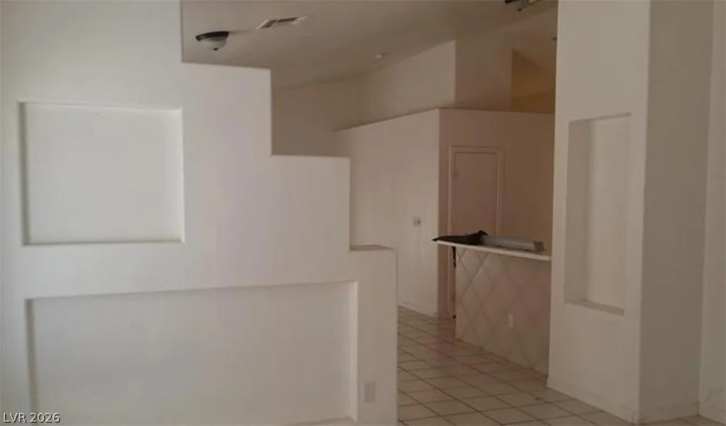 33 Newburg, North Las Vegas, NV 89032