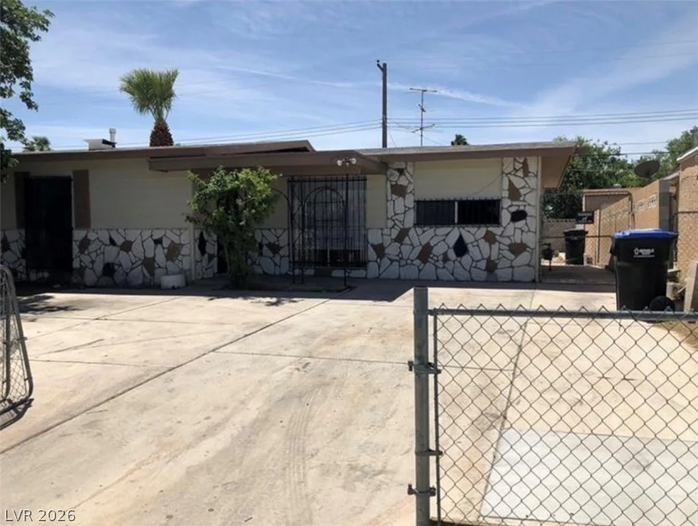 725 Miller, North Las Vegas, NV 89030