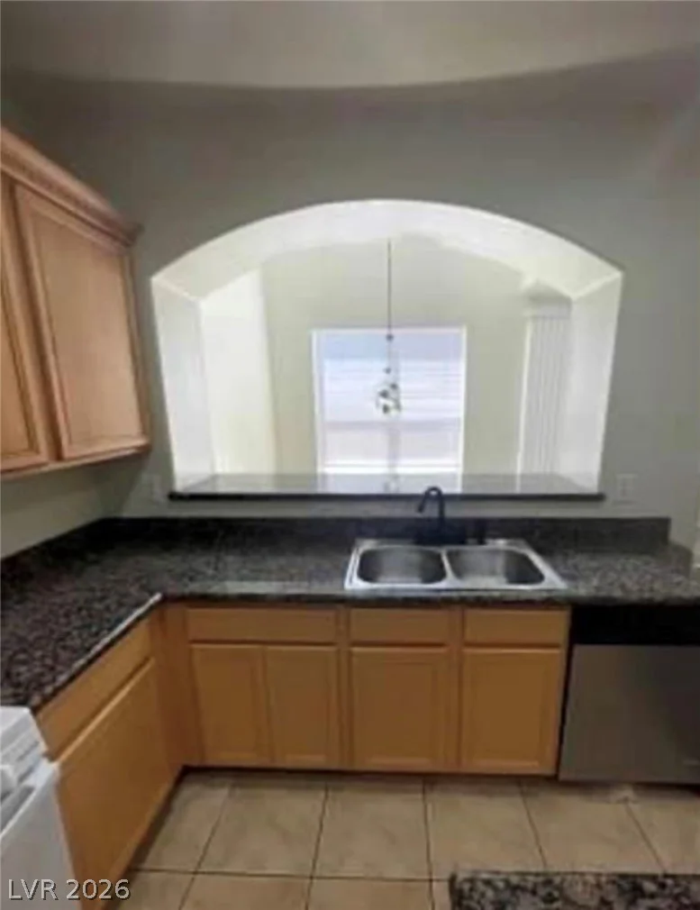 1209 Equator, North Las Vegas, NV 89032