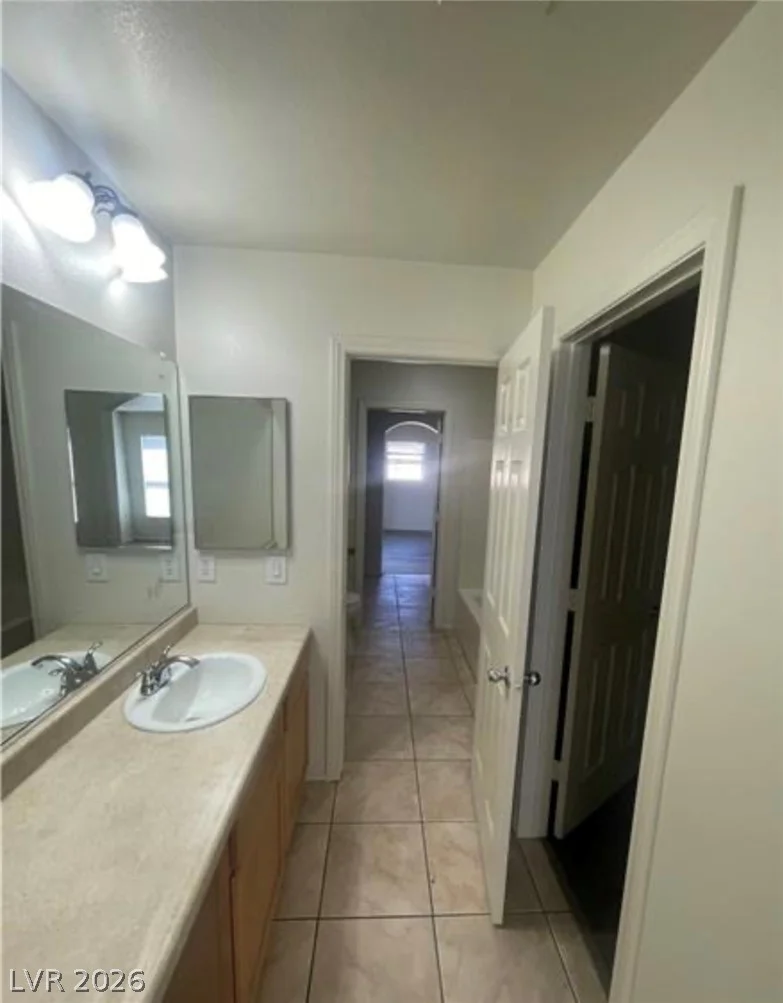 1209 Equator, North Las Vegas, NV 89032