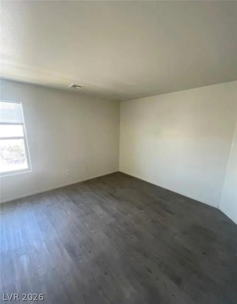 1209 Equator, North Las Vegas, NV 89032