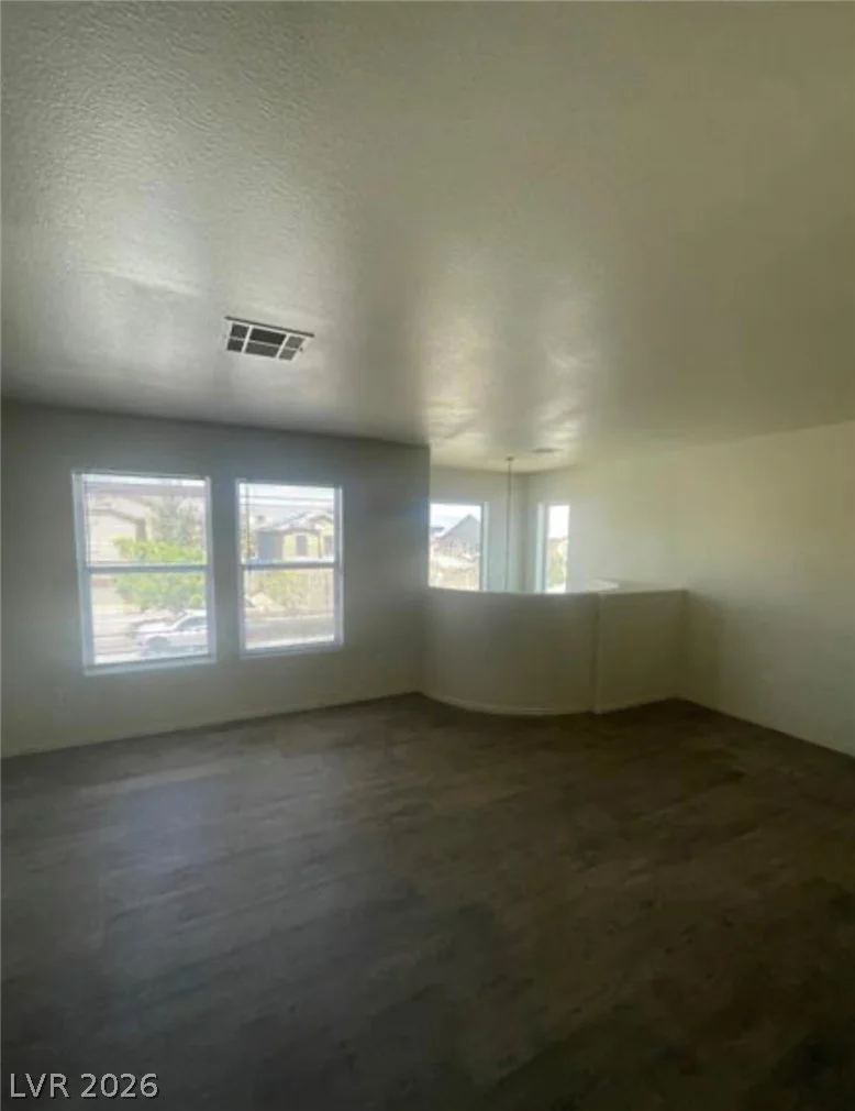 1209 Equator, North Las Vegas, NV 89032