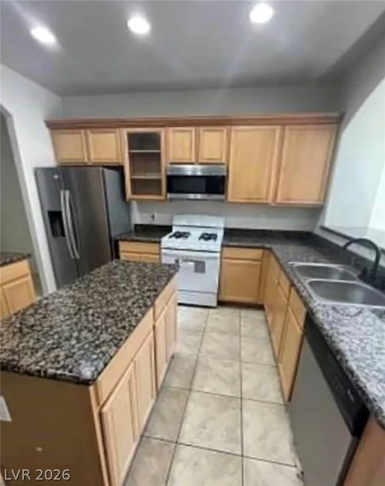 1209 Equator, North Las Vegas, NV 89032
