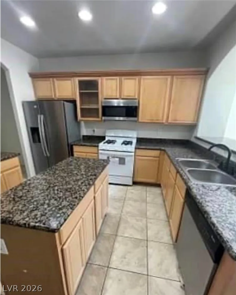 1209 Equator, North Las Vegas, NV 89032