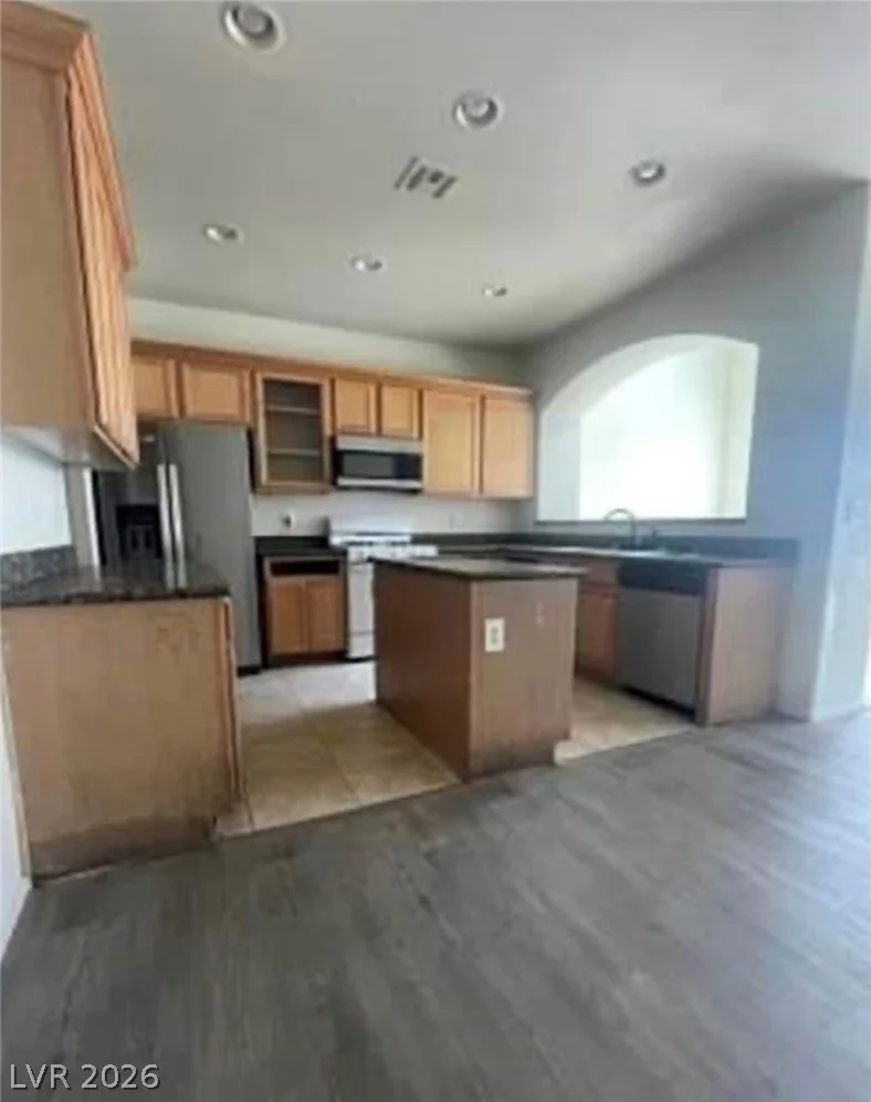 1209 Equator, North Las Vegas, NV 89032