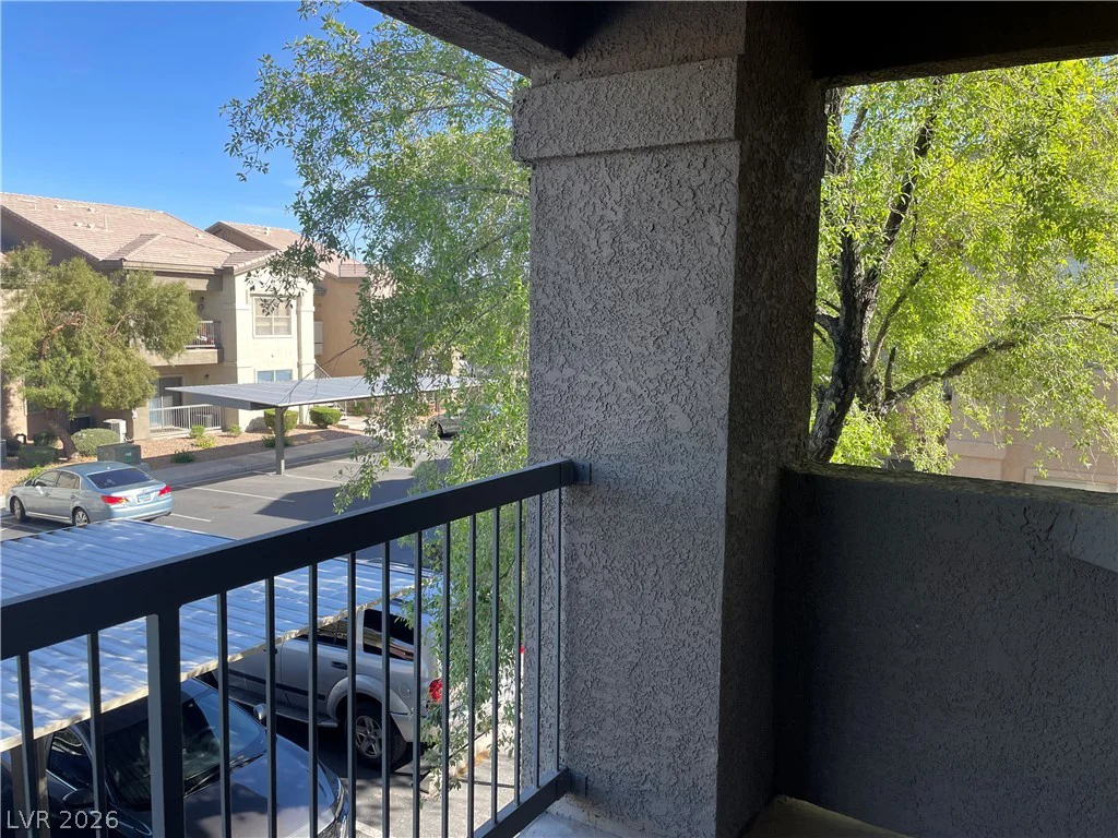 8000 Badura, Las Vegas, NV 89113