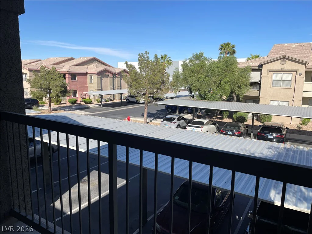8000 Badura, Las Vegas, NV 89113