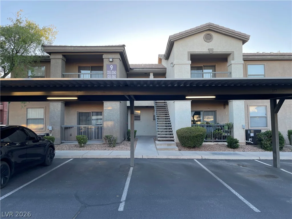 8000 Badura, Las Vegas, NV 89113