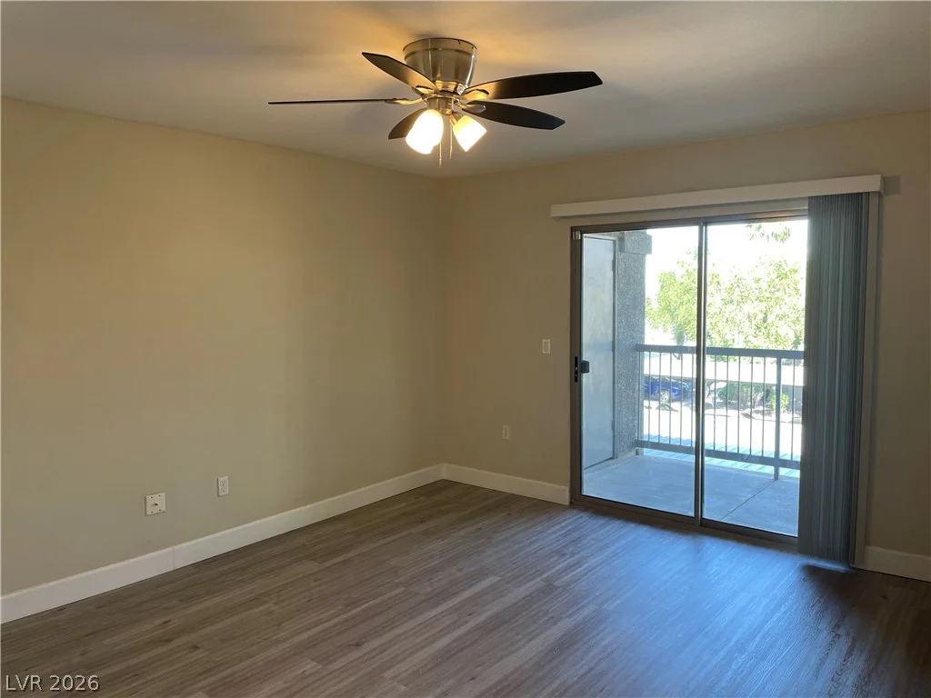 8000 Badura, Las Vegas, NV 89113