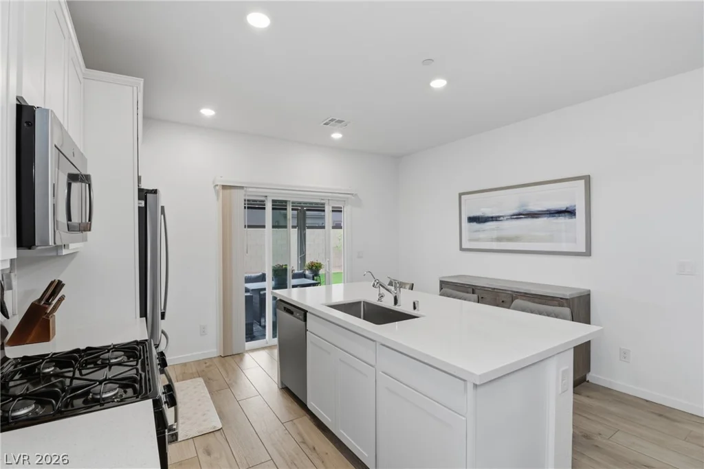 101 Cameron Chase, Henderson, NV 89011