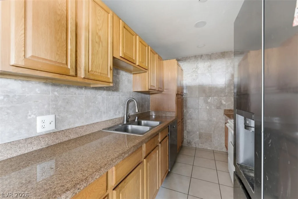 3469 Villa Knolls South, Las Vegas, NV 89120