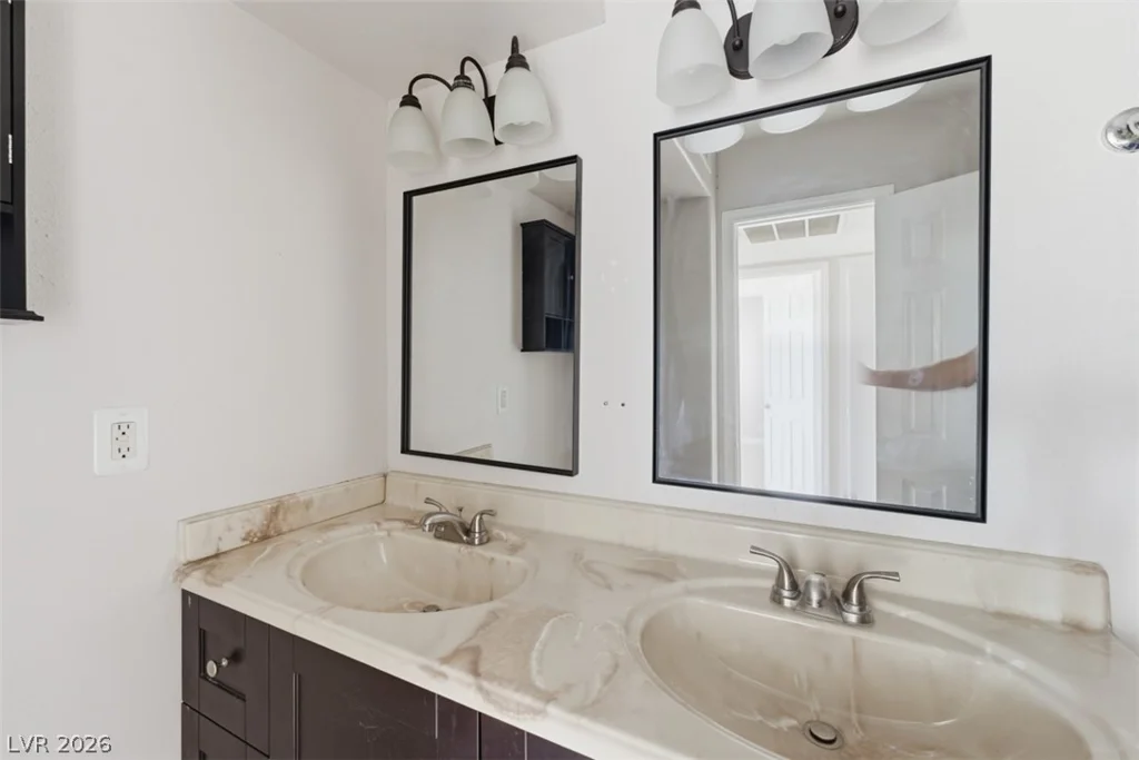 3469 Villa Knolls South, Las Vegas, NV 89120