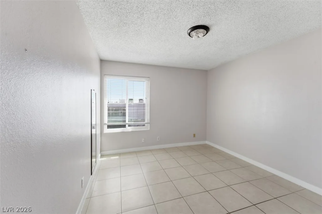 3469 Villa Knolls South, Las Vegas, NV 89120