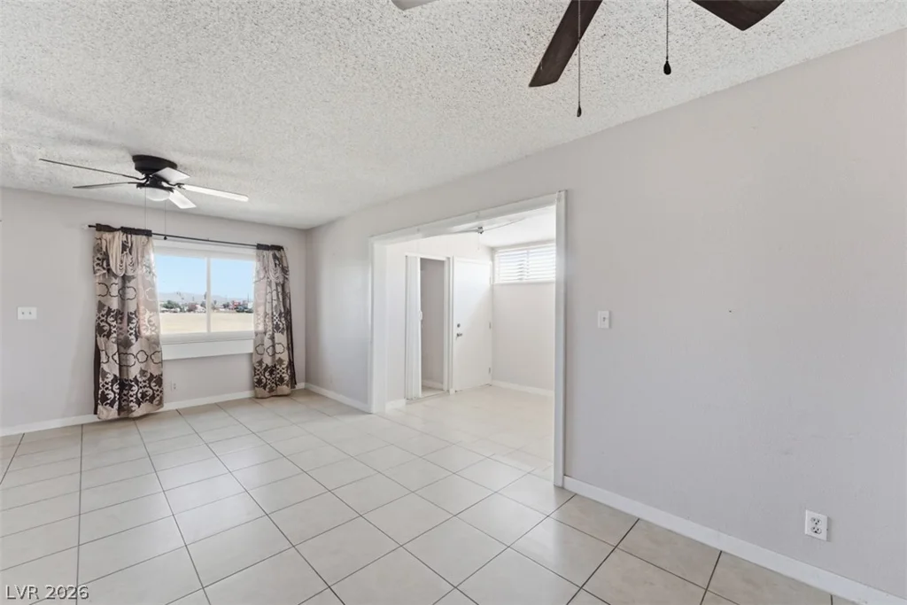 3469 Villa Knolls South, Las Vegas, NV 89120