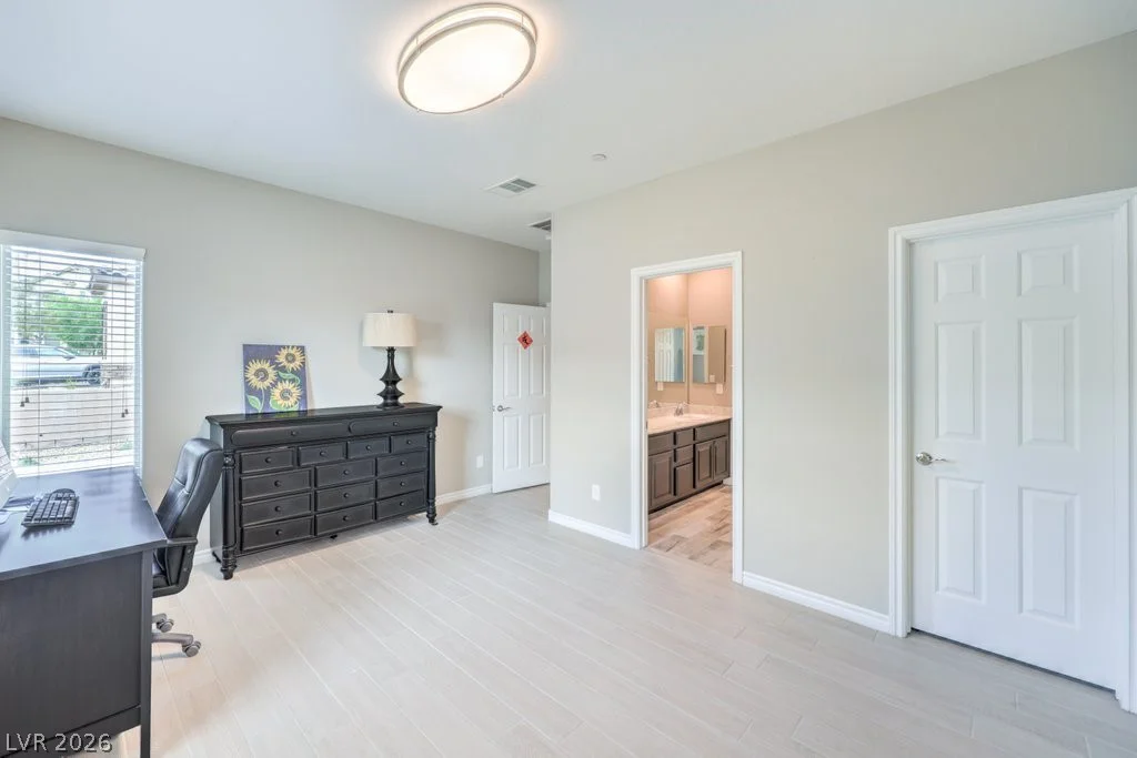 1546 Point Vista, Henderson, NV 89014
