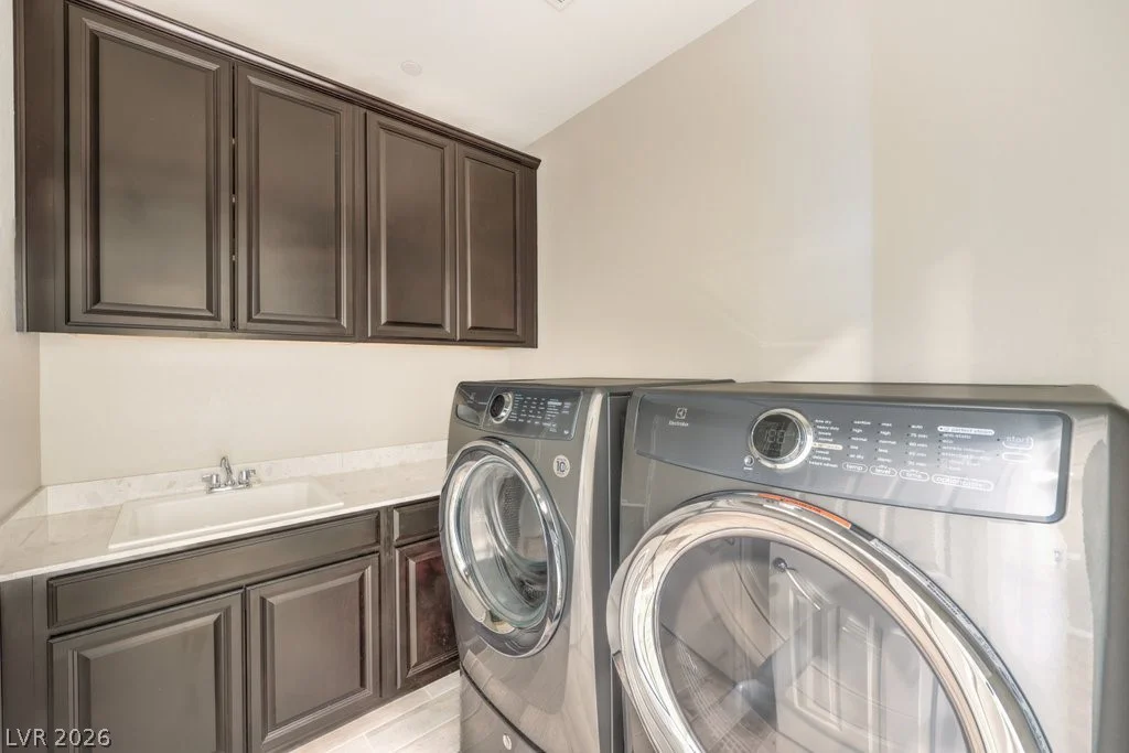 1546 Point Vista, Henderson, NV 89014