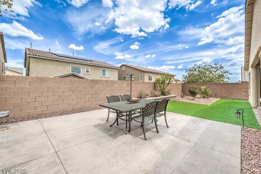 1546 Point Vista, Henderson, NV 89014