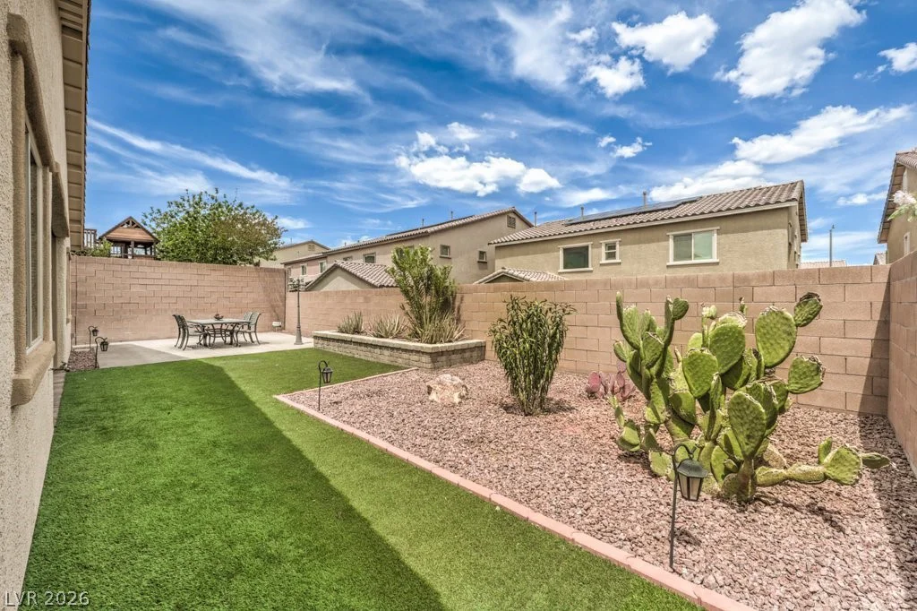 1546 Point Vista, Henderson, NV 89014