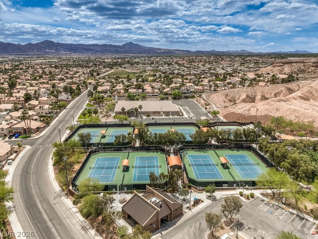 1546 Point Vista, Henderson, NV 89014