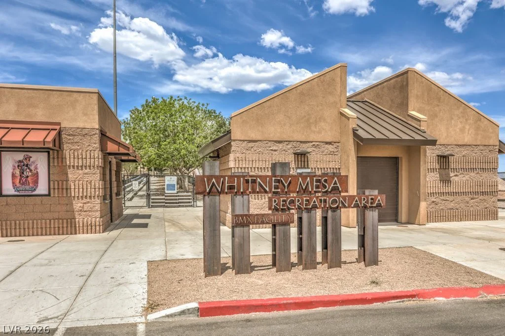 1546 Point Vista, Henderson, NV 89014