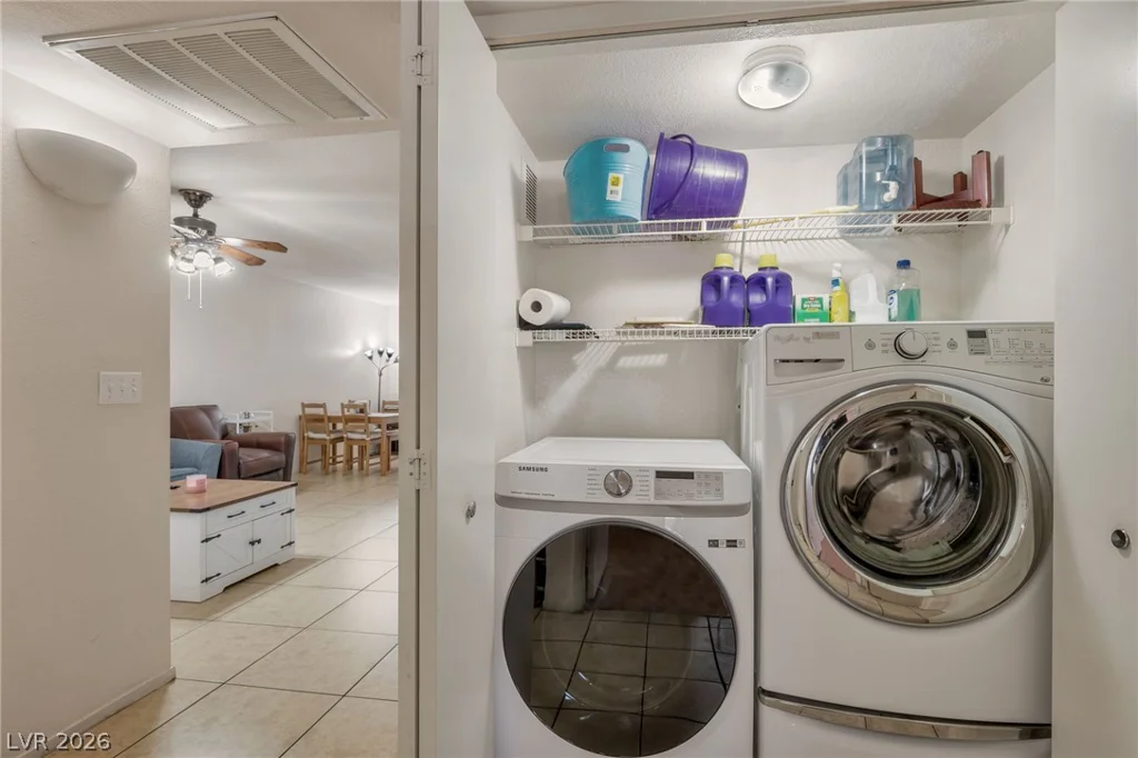 1909 Mountain Hills, Las Vegas, NV 89128