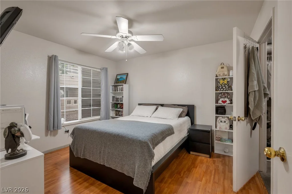 1909 Mountain Hills, Las Vegas, NV 89128