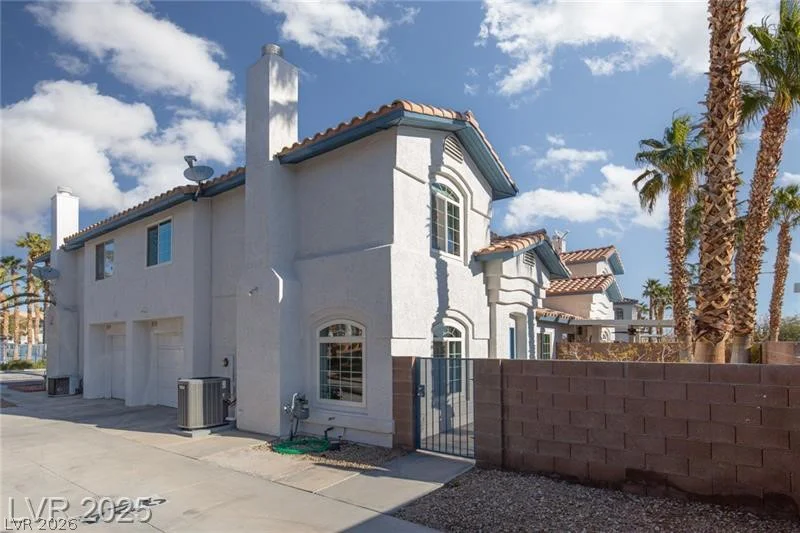 924 Angel Star, Las Vegas, NV 89145