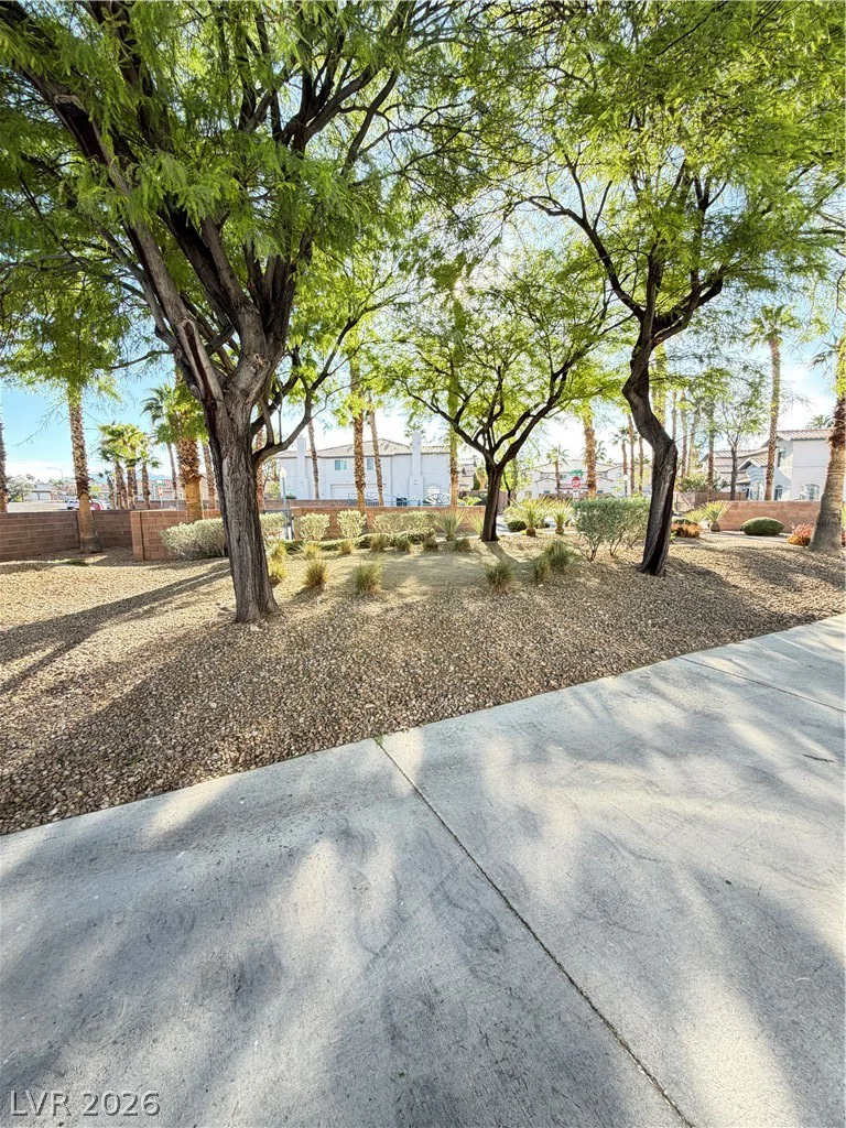 924 Angel Star, Las Vegas, NV 89145