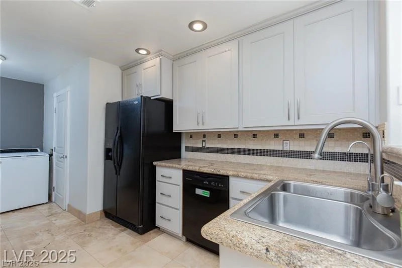 924 Angel Star, Las Vegas, NV 89145