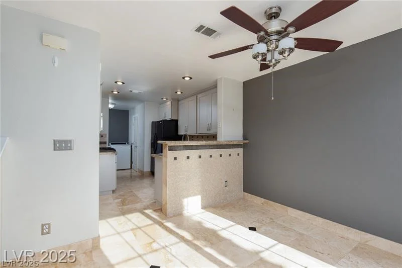 924 Angel Star, Las Vegas, NV 89145