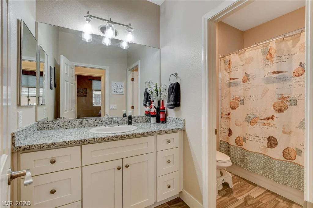 3400 Lacebark Pine, Las Vegas, NV 89129