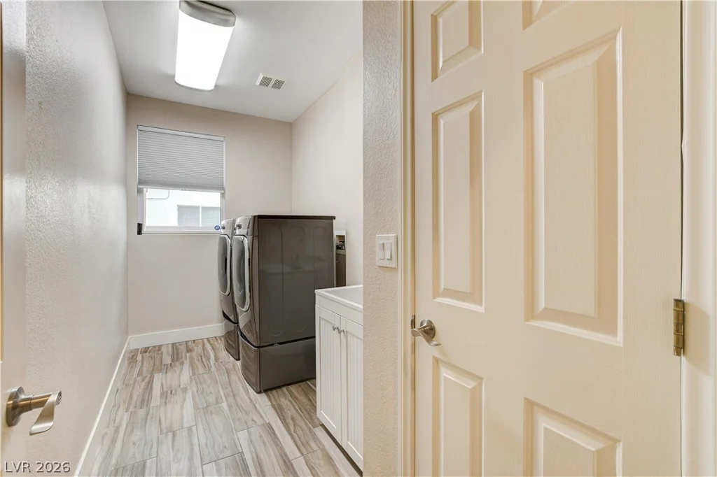 3400 Lacebark Pine, Las Vegas, NV 89129