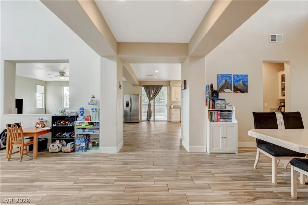 3400 Lacebark Pine, Las Vegas, NV 89129