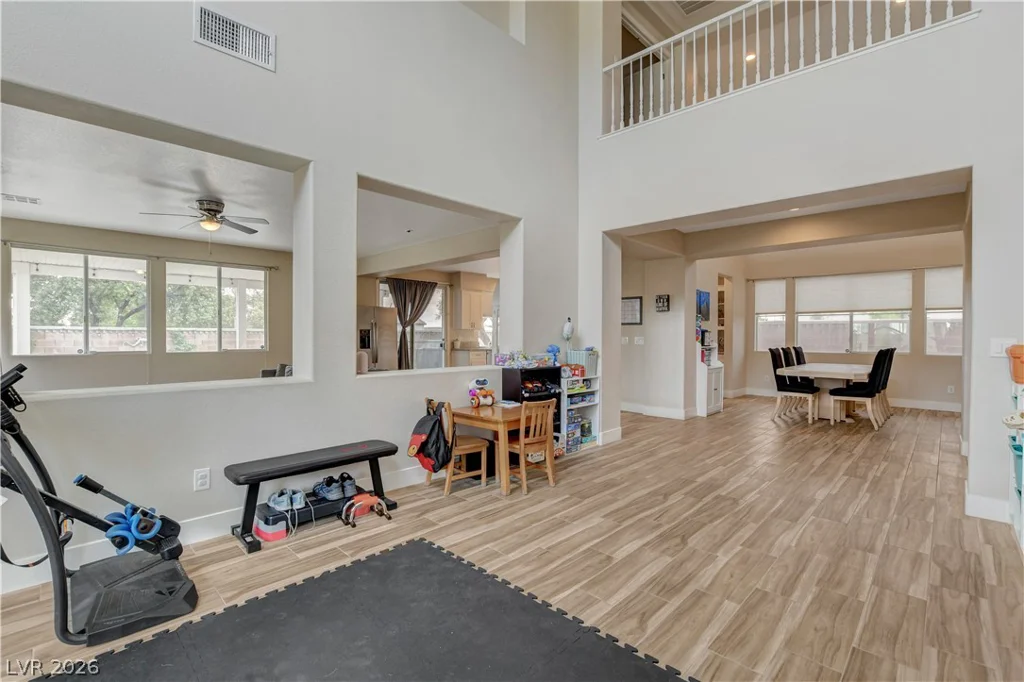 3400 Lacebark Pine, Las Vegas, NV 89129