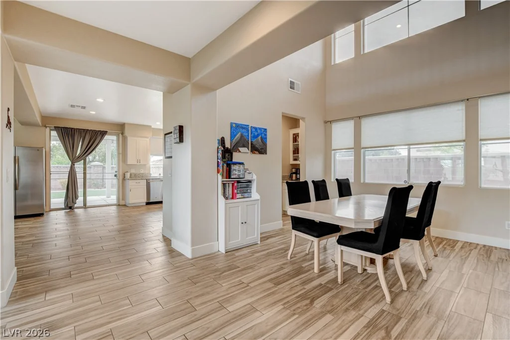 3400 Lacebark Pine, Las Vegas, NV 89129