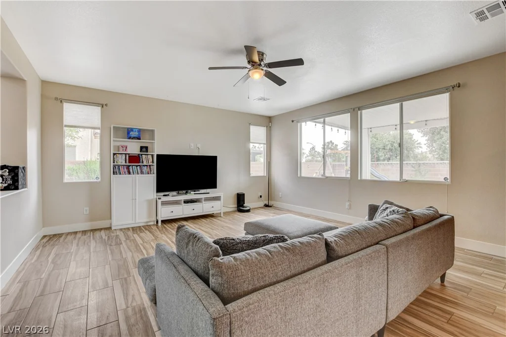 3400 Lacebark Pine, Las Vegas, NV 89129