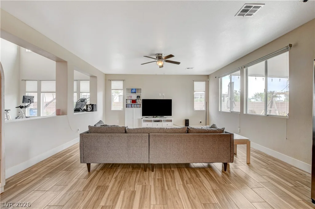 3400 Lacebark Pine, Las Vegas, NV 89129