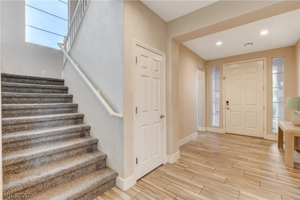3400 Lacebark Pine, Las Vegas, NV 89129