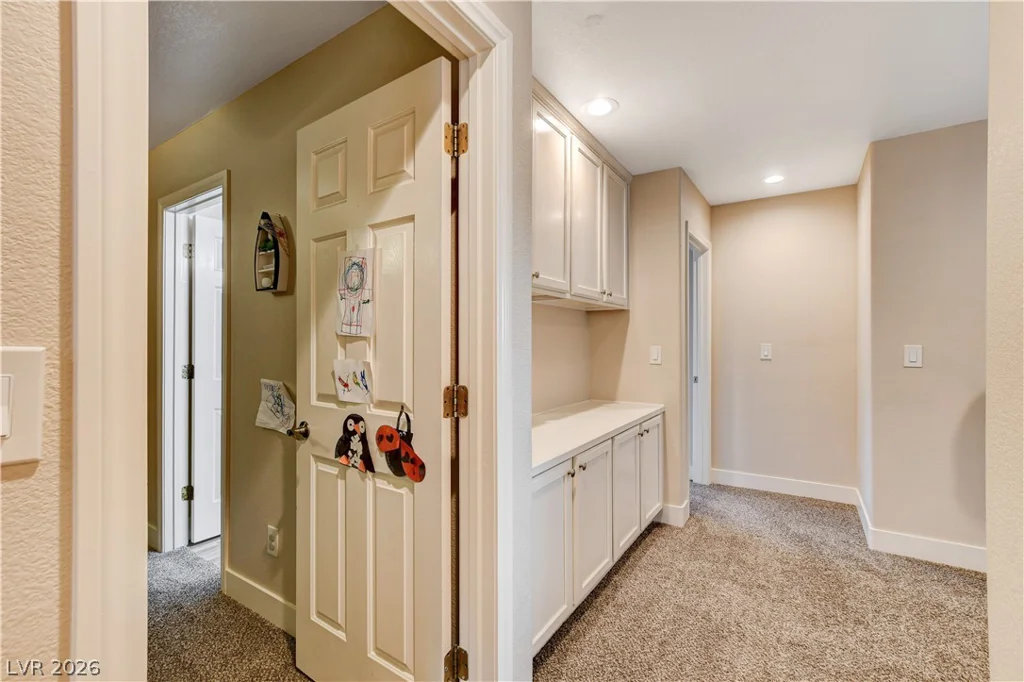 3400 Lacebark Pine, Las Vegas, NV 89129