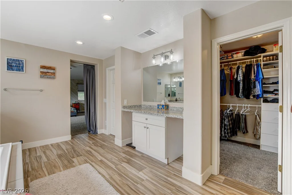 3400 Lacebark Pine, Las Vegas, NV 89129