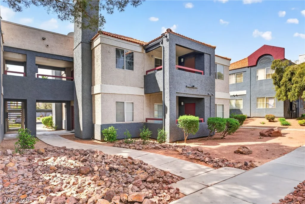 8600 Charleston, Las Vegas, NV 89117