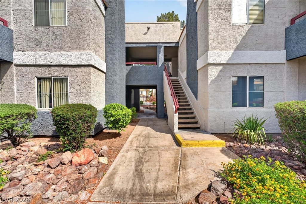 8600 Charleston, Las Vegas, NV 89117