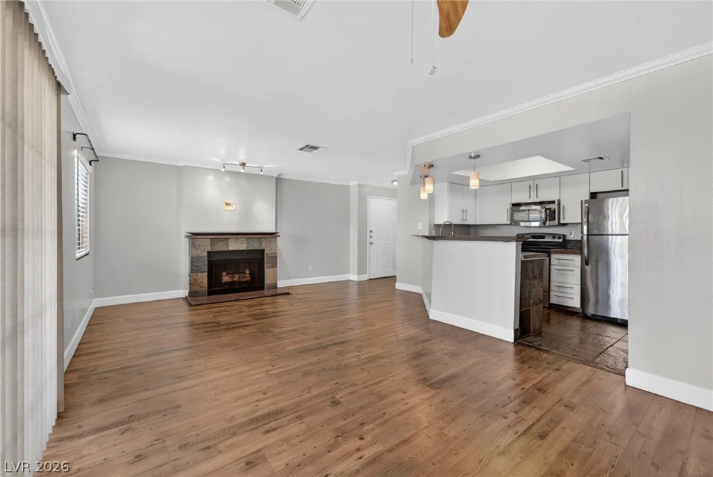 8600 Charleston, Las Vegas, NV 89117