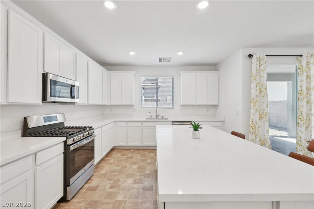 1338 Ossa, Henderson, NV 89052