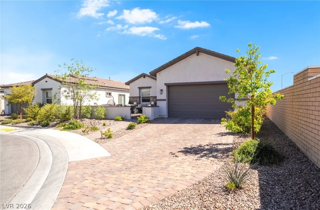 808 Klamath Springs, Henderson, NV 89011